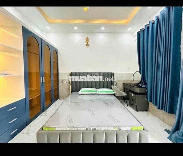 NHÀ Ở NGUYÊN CĂN GẦN NGAY - E.MART PHAN HUY ÍCH