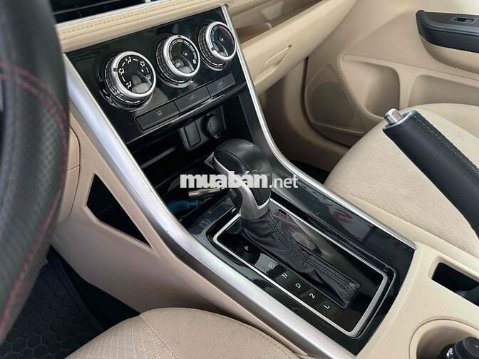 Mitsubishi Xpander 2019 Tự động 100000 km Đen
