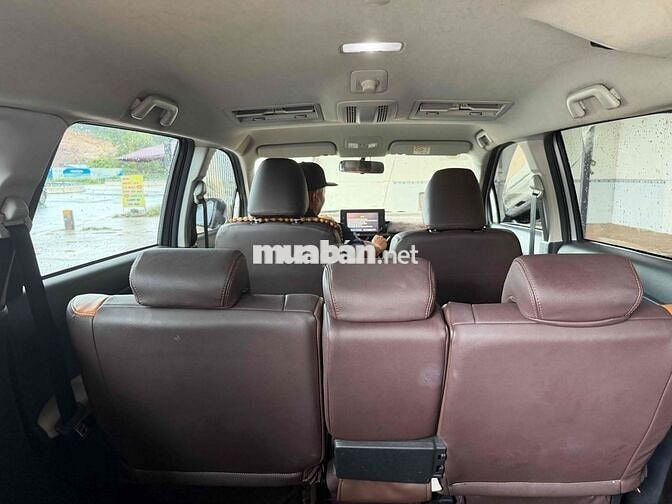 Toyota Veloz Cross 7 chỗ Xám 176.742 km