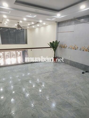 Cho thuê nhà nguyên căn hẻm 93 nguyễn thị tú