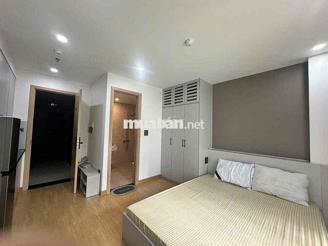 Căn hộ cho thuê cửa sổ thoáng full NT ngay Cao Thắng, Q10 sát đg 3/2