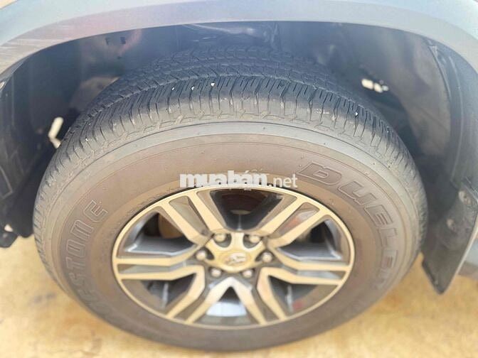 Toyota Fortuner 2017 Số sàn