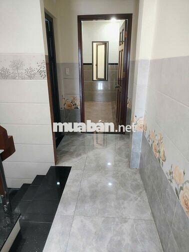 Cho thuê nhà nguyên căn hẻm 93 nguyễn thị tú