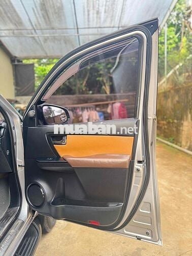 Toyota Fortuner 2017 Số sàn