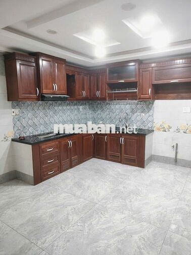 Cho thuê nhà nguyên căn hẻm 93 nguyễn thị tú