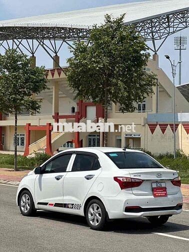 Hyundai i10 2021 Bản đủ Số tự động Trắng
