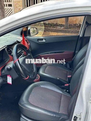 Hyundai i10 2021 Bản đủ Số tự động Trắng