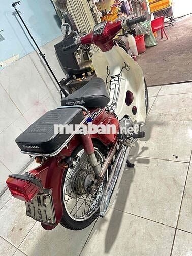 Honda DH88 Đỏ Trắng