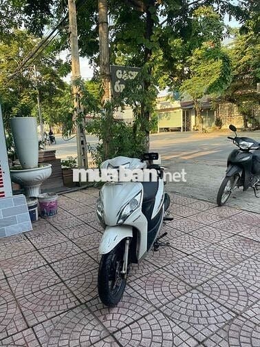 Honda Vision 2011 Trắng