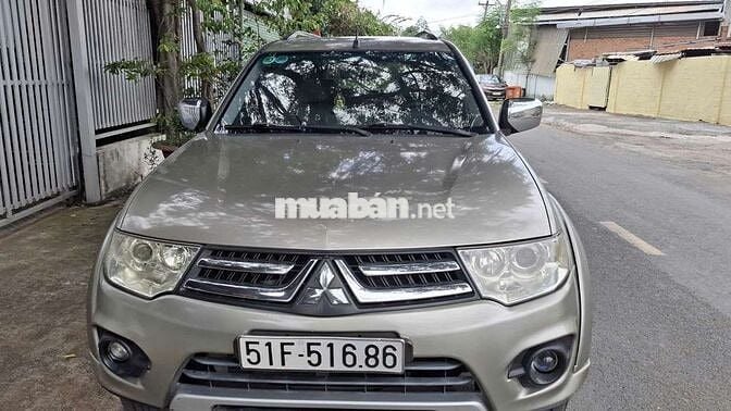 Mitsubishi Pajero Sport 2015 Dầu Vàng cát