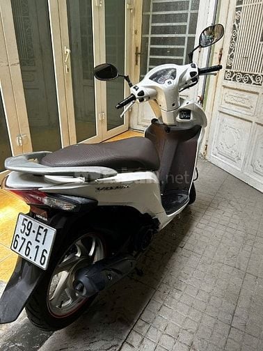 Bán xe Vision 2016 trắng nữ chạy Bstp 16.7tr chính chủ