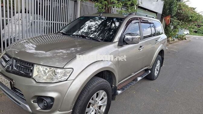 Mitsubishi Pajero Sport 2015 Dầu Vàng cát