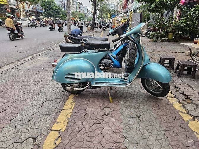 Piaggio Vespa cổ Xanh