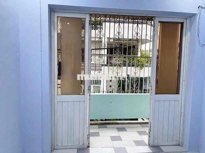 2PN - 1 PHÒNG KHÁCH - CC CŨ Q11 - LẦU 2 - BANCOL THOÁNG MÁT