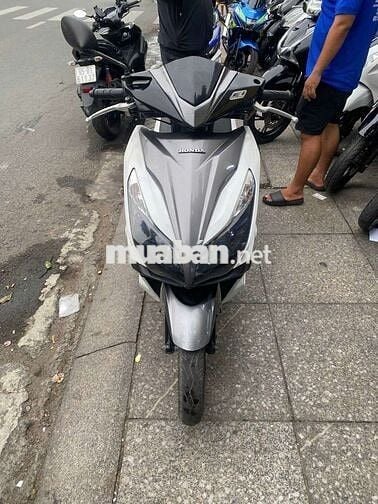 Honda Air Blade 2015 Trắng bạc đã sử dụng