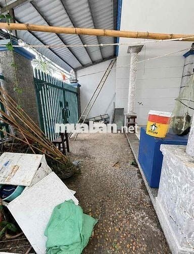 Cho thuê nhà HXH gần ĐH Ngân Hàng, DTSD 200m2,đs 5, p.Linh Trung 10tr
