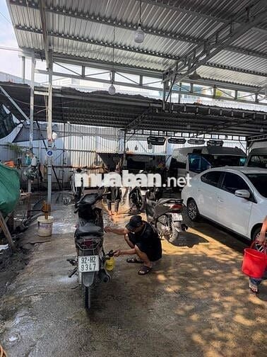 NHÂN VIÊN CHĂM SÓC XE ,RỬA XE Ô TÔ