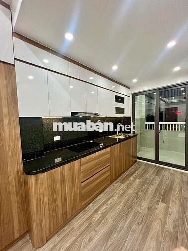 Chính chủ nhờ em bán căn hộ CT2 Bắc Linh Đàm