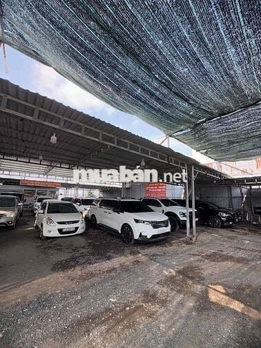 NHÂN VIÊN CHĂM SÓC XE ,RỬA XE Ô TÔ