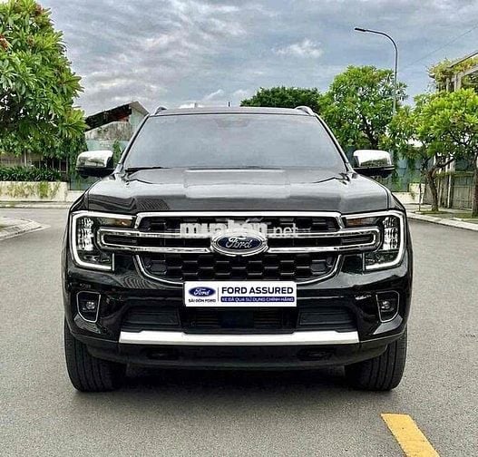 Ford Everest Titanium 2024 đi lướt,chính hãng bán