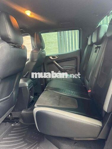 Ford Raptor 2020 biển A không niên hạn, hãng bán