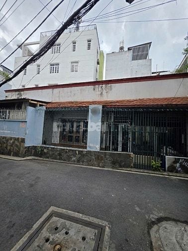 Bán nhà 2 MT HXH Lạc Long Quân, P8. Tân Bình