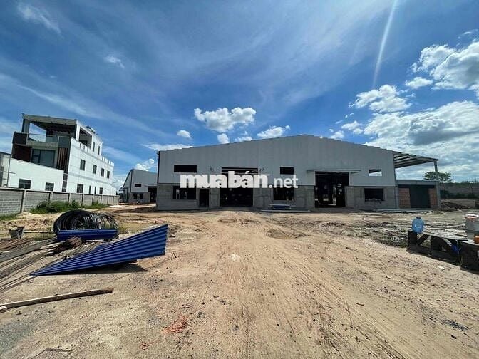 cho thuê xưởng khu công nghiệp bình dương . diện tích đa dạng .giá 90k