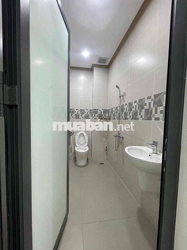 Cho thuê văn phòng khu đô thị Vạn Phúc 7,7 triệu/tháng