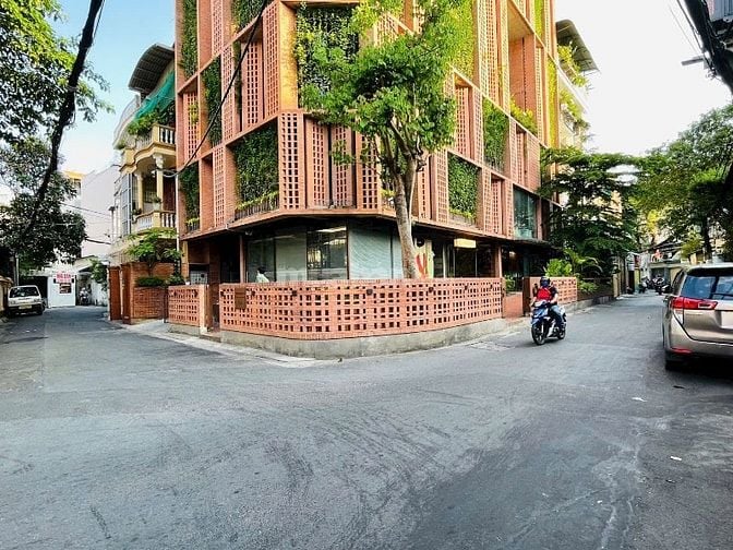 5 tầng Mặt tiền 11m khu sân bay, 162m2 ngay Thăng Long P4 Tân Bình