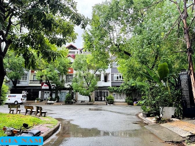 BÁN NHÀ MỚI 100% : 38 ĐƯỜNG 44 KDC TÂN QUY ĐÔNG - P. TÂN PHONG - Q. 7 