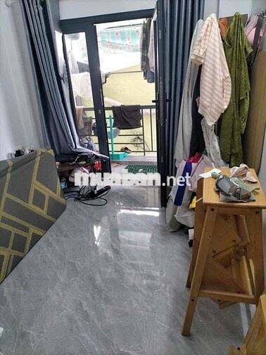 bán nhà SHR sát Phần mềm quang trung Quận 12 - 2PN 2WC