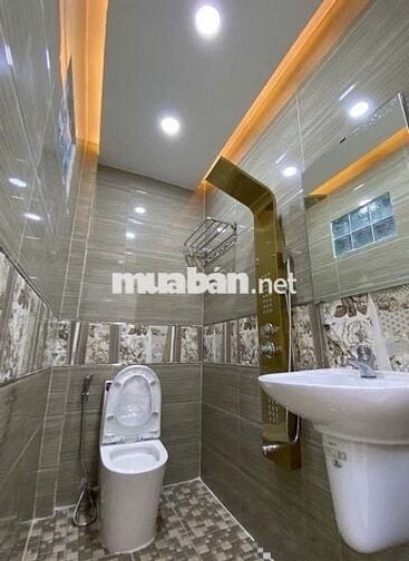 Cho thuê nhà HXH 163/6B Tô Hiến Thành, P. 15, Q.10 gần Sư Vạn Hạnh.