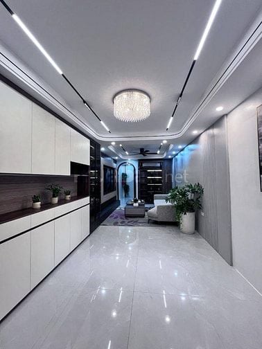 Bán Nhà Thang Máy Tây Sơn, Đống Đa 35/41m, 6 tầng, mt 4m, giá 12.6 tỷ.