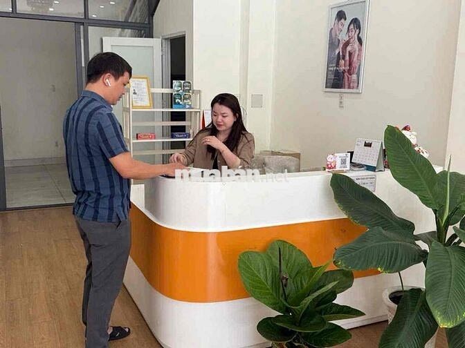 TUYỂN DỤNG LỄ TÂN , PHỤ TÁ NHA KHOA