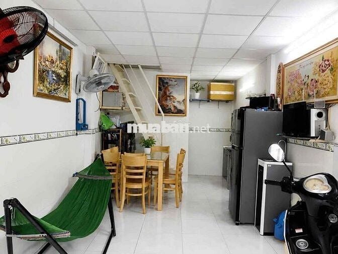 Bán gấp Nhà riêng 2 Tầng 40m2sd hẻm 6m xe tải tránh sát QL1A chỉ 1ty9.