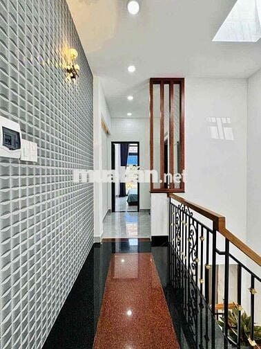 cho thuê nhà phan huy ích p12(3,5x12) trệt , lầu , 3pn , 2wc tháng 8