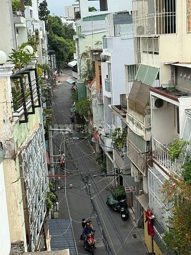 Nhà 4 Tầng Thang Máy 500kg,Hẻm 10m 541/77 Huỳnh Văn Bánh Phường 13
