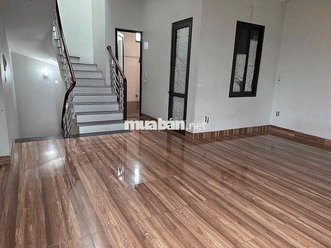 cho thuê mbkd phố Phúc Lợi, nhà 3 tầng, vỉa hè, ô tô tránh,