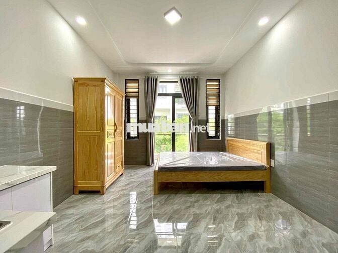 CHDV BAN CÔNG FULL NỘI THẤT MỚI KENG GẦN ĐH NGUYỄN TẤT THÀNH