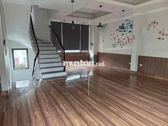 cho thuê mbkd phố Phúc Lợi, nhà 3 tầng, vỉa hè, ô tô tránh,