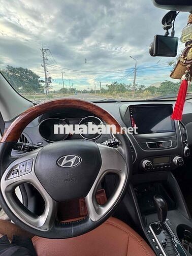Hyundai Tucson 2011 Full 4WD Trắng Tự động