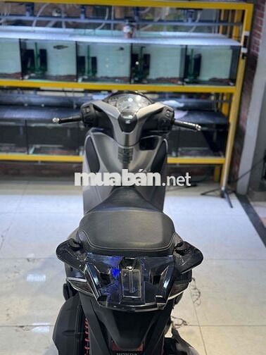 Honda SHVN 150 2018 Bạc