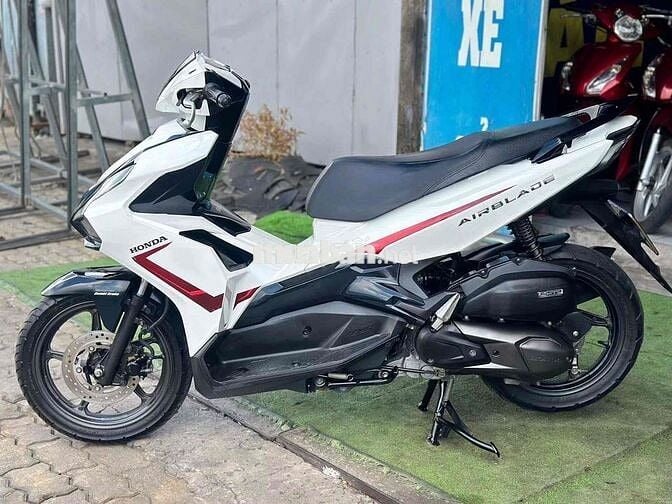 Honda Air Blade 125 2021 Trắng đen