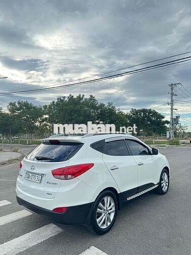 Hyundai Tucson 2011 Full 4WD Trắng Tự động