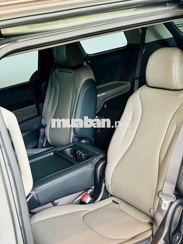 KIA New Carnival 2.2D Luxury 8 chỗ 2025 - Giá HOT