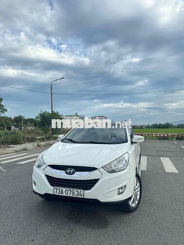 Hyundai Tucson 2011 Full 4WD Trắng Tự động