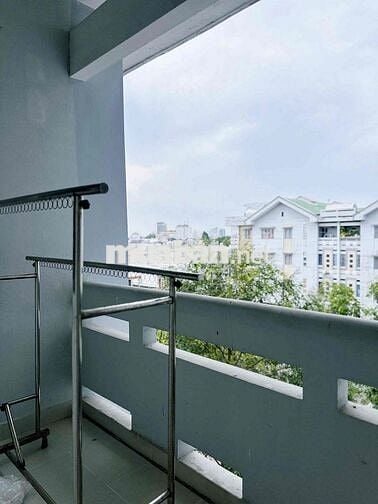 CHO THUÊ CĂN HỘ CHUNG CƯ HƯNG PHÚ, 2 PHÒNG NGỦ FULL NỘI THẤT CAO CẤP