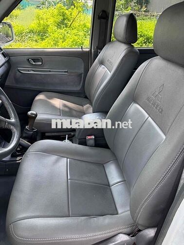 Mitsubishi Jolie 7 chỗ Số sàn Trắng
