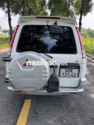 Mitsubishi Jolie 7 chỗ Số sàn Trắng