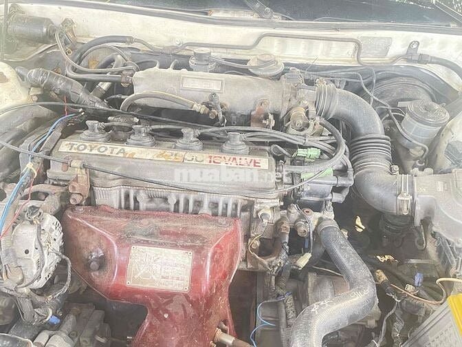 Toyota Camry 1987 Trắng
